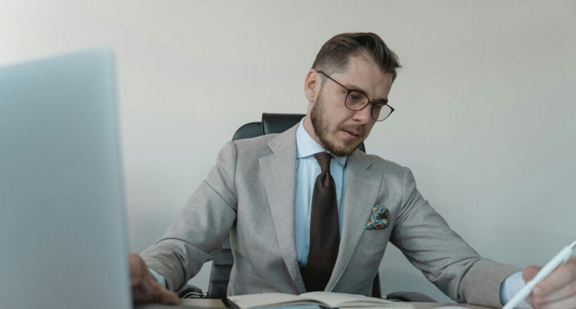 lawyer18